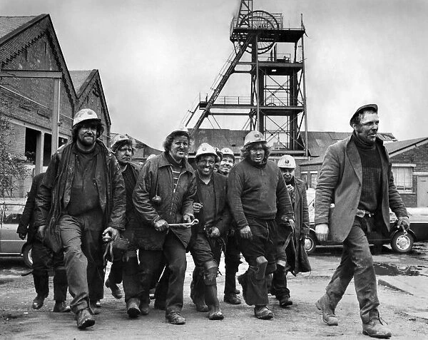 Phtotographs show the miners of Hepton Valley Colliery, near Burnley