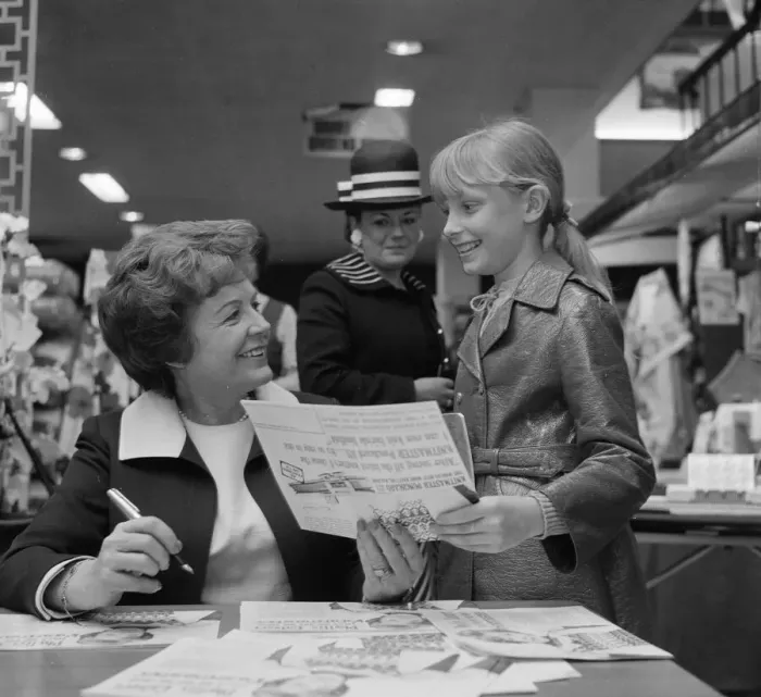 Framed Print : Phyllis Calvert, English film, stage and television actress signing copies of her new LP Framed Print : Phyllis Calvert, English film, stage and television actress signing copies of her new LP