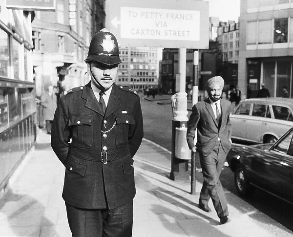 Piari Singh Kenth Londons first Sikh police officer in 1969
