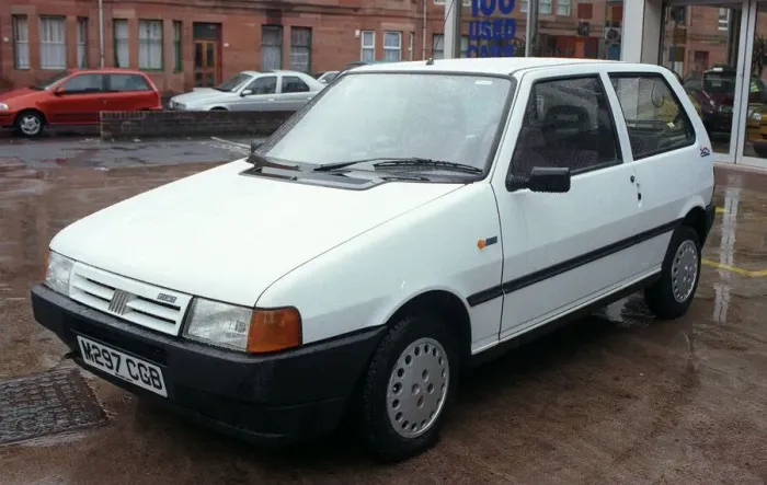 Framed Print : Pic shows... Fiat Uno - for used car slot Road Record Framed Print : Pic shows... Fiat Uno - for used car slot Road Record