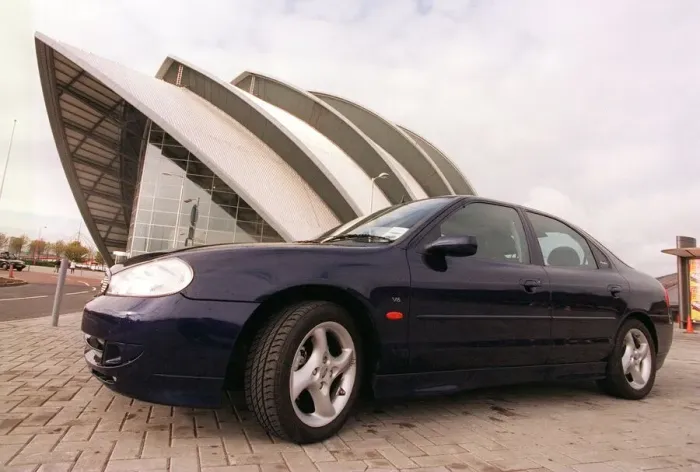 Framed Print : PIC SHOWS THE FORD MONDEO... FOR MOTORING SUPP Framed Print : PIC SHOWS THE FORD MONDEO... FOR MOTORING SUPP