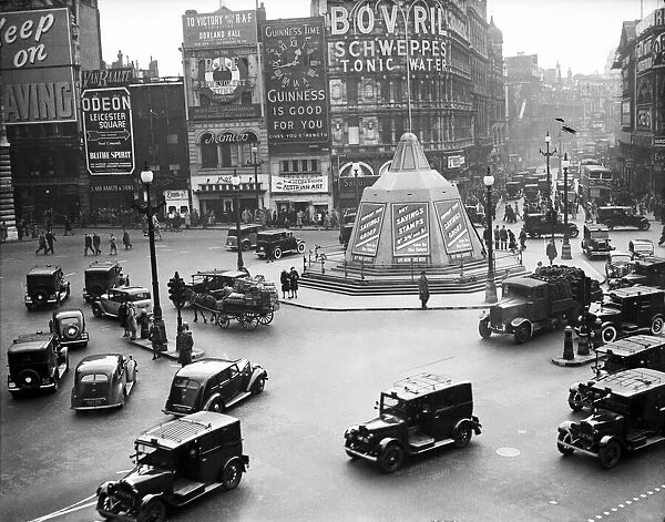 Piccadilly Circus on VE Day. Part of a picture sequence of celebrations in Central London