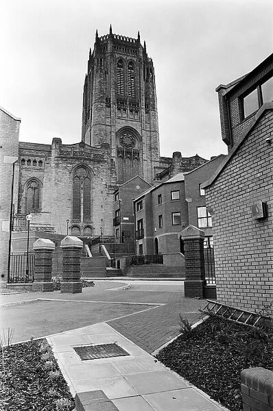 Picture showing how the Liverpool Anglican Cathedral precincts have changed from terraced