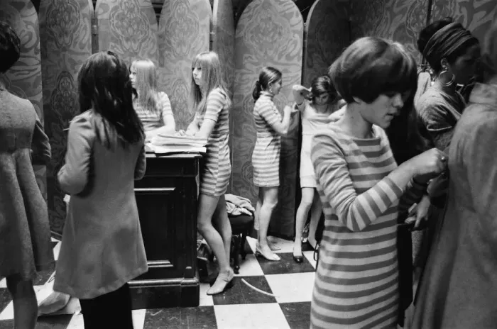 Framed Print : Picture shows Biba Boutique in its 2nd home at 19-21 Kensington Church Street