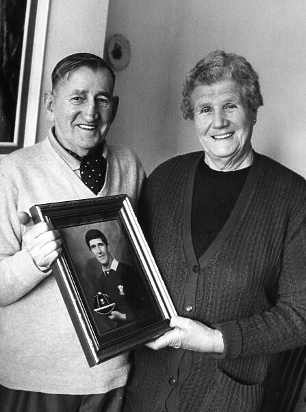 Picture shows Bryn and Evelyn Mainwaring, with a picture of son Billy