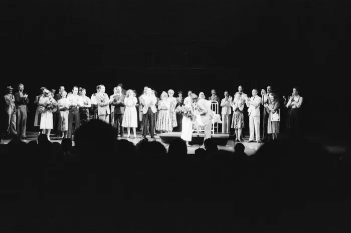 Framed Print : Picture shows the onstage celebrations at David Essex (who plays Che Framed Print : Picture shows the onstage celebrations at David Essex (who plays Che