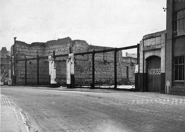 Picture shows the premises of iron mongers F & T Ross, Ironmongers of Myton Street, Hull