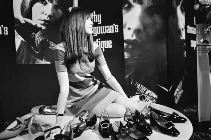 Framed Print : Picture shows Ready Steady Go! presenter Cathy McGowan promoting the Trend Stepper shoes Framed Print : Picture shows Ready Steady Go! presenter Cathy McGowan promoting the Trend Stepper shoes