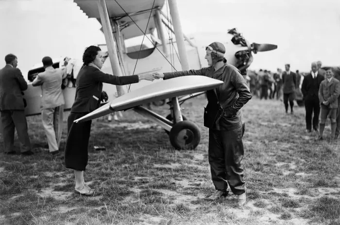 Framed Print : Pilots from 16 countries gather at Heston Aerodrome 1st September 1932