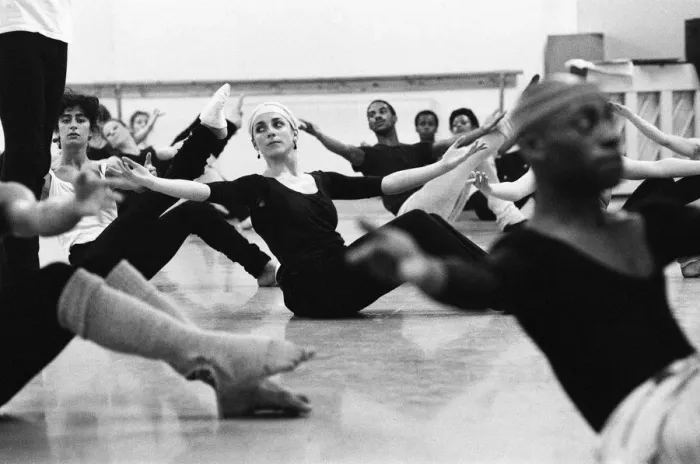 Framed Print : Pineapple Dance Studios, Covent Garden, London. 11th January 1983 Framed Print : Pineapple Dance Studios, Covent Garden, London. 11th January 1983