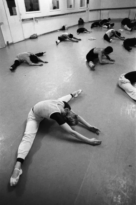 Framed Print : Pineapple Dance Studios, Covent Garden, London. 11th January 1983 Framed Print : Pineapple Dance Studios, Covent Garden, London. 11th January 1983