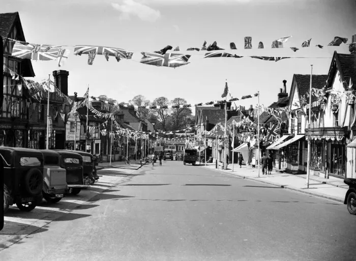Framed Print : Pinner High Street decorated for King George V Silver Jubilee 1935 Framed Print : Pinner High Street decorated for King George V Silver Jubilee 1935