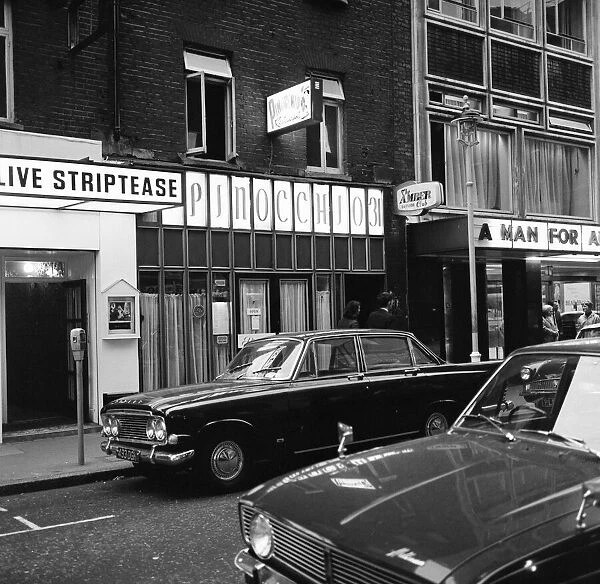 Pinocchios Restaurant, Frith Street, Soho, London, 22nd May 1968