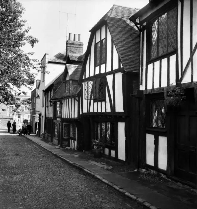Framed Print : Places: England: Rye. General Street scene in and a round The Sussex town of Rye Framed Print : Places: England: Rye. General Street scene in and a round The Sussex town of Rye
