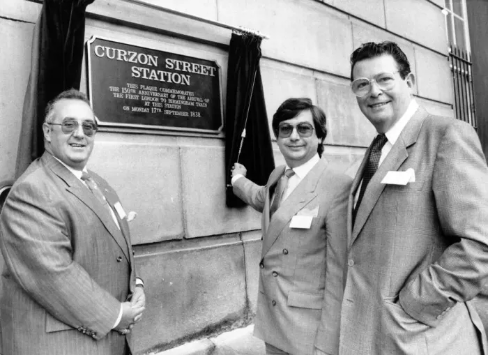 Framed Print : Plaque unveiling to mark the opening of Curzon Street Station Framed Print : Plaque unveiling to mark the opening of Curzon Street Station