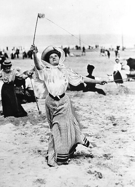 Playing Diavolo on the Ostend Sands 1907