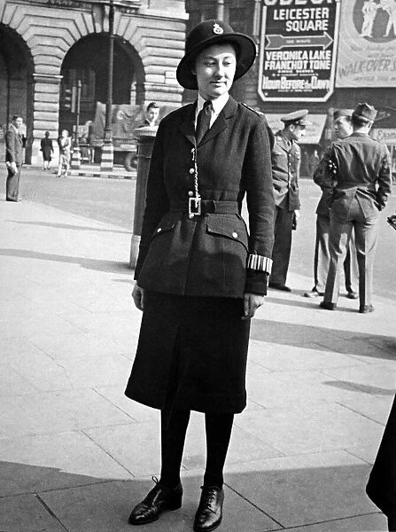 Policewoman on duty in Piccadilly Circus, London during the Second World War
