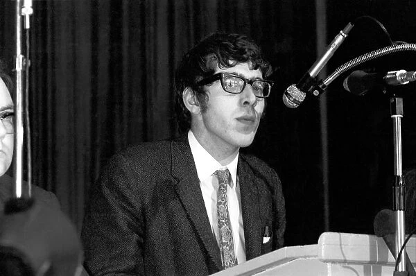 Politics: Jack Straw, 23, The new President of the 400, 000 Strong National Union of