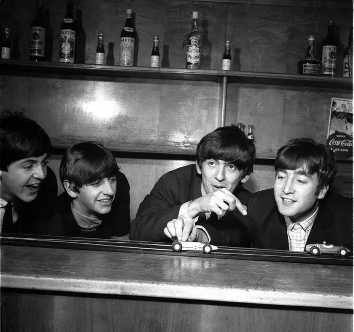 Framed Print : Pop Group The Beatles November 1963 John Lennon, Paul McCartney, Ringo Starr Framed Print : Pop Group The Beatles November 1963 John Lennon, Paul McCartney, Ringo Starr
