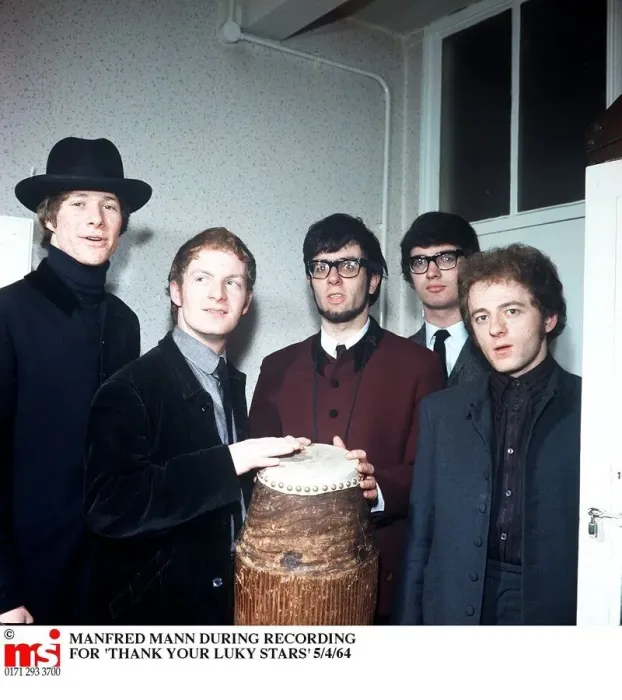 Framed Print : Pop group Manfred Mann during recording of Thank 1964 your lucky stars show