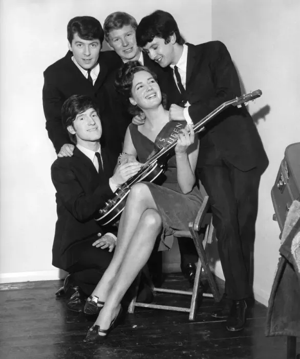 Framed Print : Pop group The Searchers with Jane Chidzoy. April 1965 P007187 Framed Print : Pop group The Searchers with Jane Chidzoy. April 1965 P007187