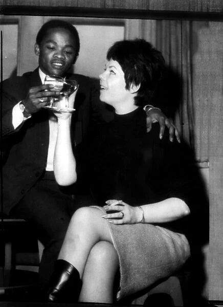 Pop singer Danny Williams Jan 1968 with his wife Carole
