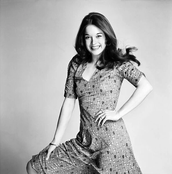 Pop Singer Diane Solomons. February 1975 75-00676-003