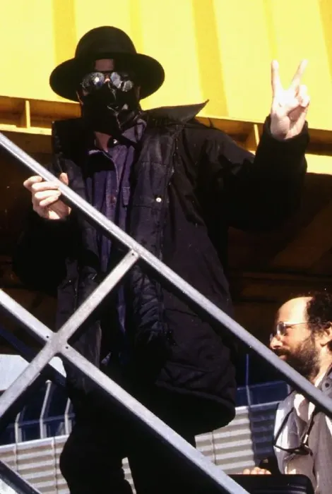 Framed Print : Pop singer song-writer Michael Jackson spotted at Londons Heathrow Airport Framed Print : Pop singer song-writer Michael Jackson spotted at Londons Heathrow Airport