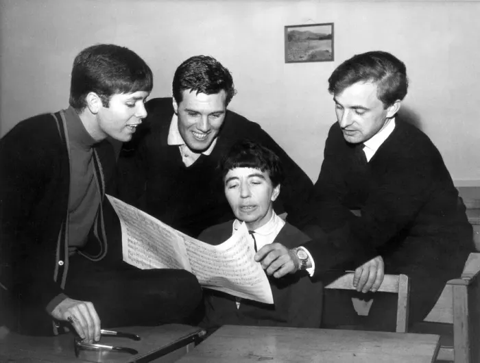 Framed Print : Pop star Cliff Richard back at his old school, Cheshunt Secondary in Hertfordshire Framed Print : Pop star Cliff Richard back at his old school, Cheshunt Secondary in Hertfordshire