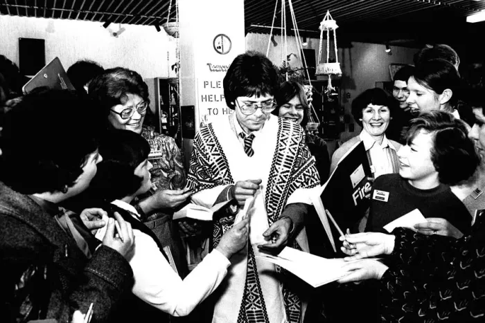 Framed Print : Pop star Cliff Richard was visiting Newcastle on 4th February 1981 to sing the praises of Framed Print : Pop star Cliff Richard was visiting Newcastle on 4th February 1981 to sing the praises of