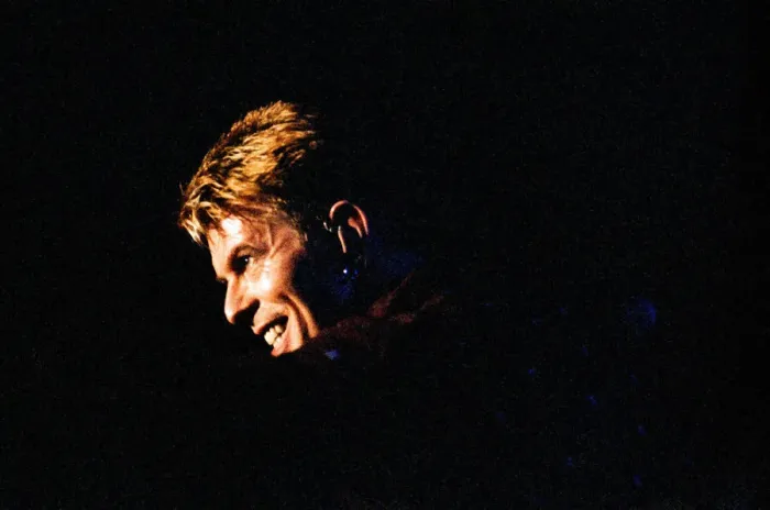 Framed Print : Pop star David Bowie performing on stage during a concert at The Barrowlands in Glasgow Framed Print : Pop star David Bowie performing on stage during a concert at The Barrowlands in Glasgow