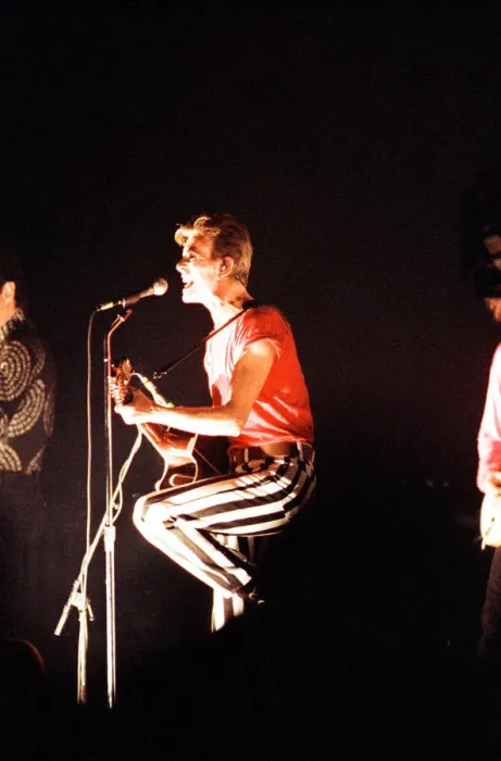 Framed Print : Pop star David Bowie performing on stage during a concert at the Barrowlands in Glasgow Framed Print : Pop star David Bowie performing on stage during a concert at the Barrowlands in Glasgow