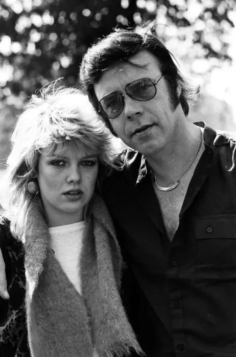Framed Print : Former pop star Marty Wilde and his daughter Kim, who has a record in the charts Framed Print : Former pop star Marty Wilde and his daughter Kim, who has a record in the charts