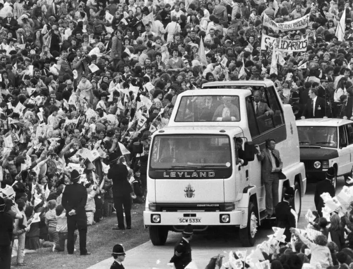 Framed Print : Pope John Paul II Mass at Heaton Park, Manchester, Monday 31st May 1982