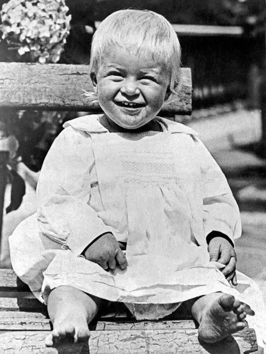 Framed Print : Portrait of the Duke of Edinburgh at 12 months of age. June 1922 Framed Print : Portrait of the Duke of Edinburgh at 12 months of age. June 1922