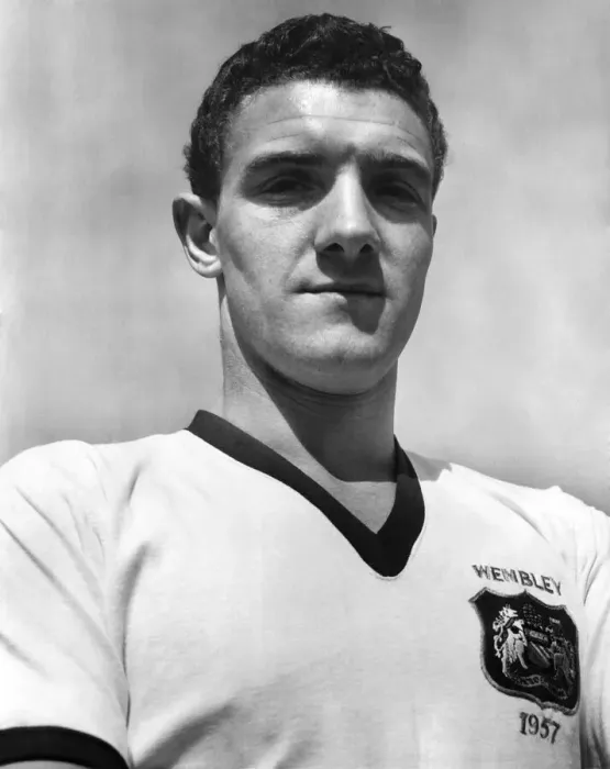 Framed Print : Portrait of Manchester United footballer Bill Foulkes. May 1957 P009886 Framed Print : Portrait of Manchester United footballer Bill Foulkes. May 1957 P009886
