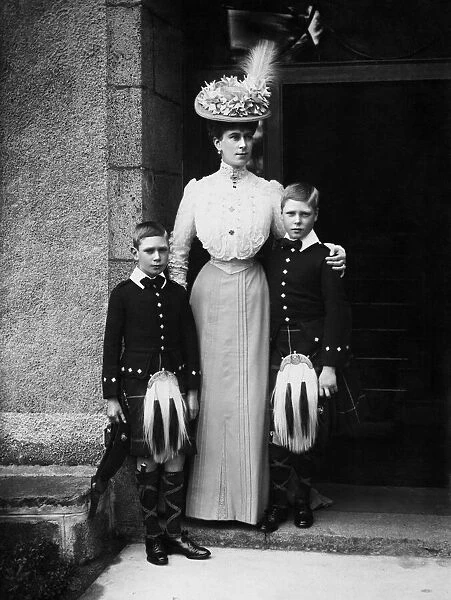 Portrait of Queen Mary with the Prince of Wales and Duke of York
