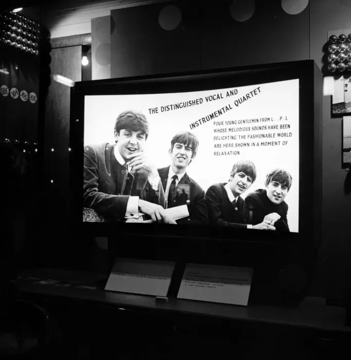 Framed Print : Poster of The Beatles pop group March 1964 Paul McCartney, George Harrison Framed Print : Poster of The Beatles pop group March 1964 Paul McCartney, George Harrison