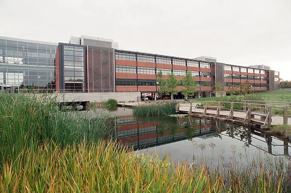 The Powergen headquarters which has just won another design award. 25th September 1996