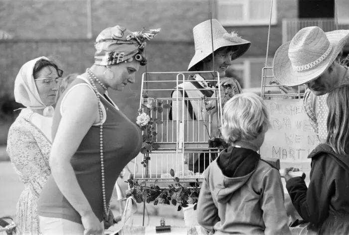 Framed Print : Pram Racing, School Green, Shinfield, Reading, June 1980