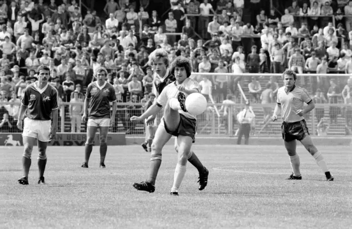 Framed Print : Pre-season friendly-Millwall v. Chelsea. August 1980 LF04-01-046