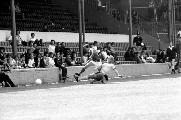 Framed Print : Pre-season friendly-Millwall v. Chelsea. August 1980 LF04-01-045 Framed Print : Pre-season friendly-Millwall v. Chelsea. August 1980 LF04-01-045