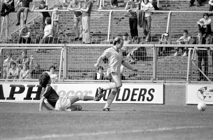 Framed Print : Pre-season friendly-Millwall v. Chelsea. August 1980 LF04-01-050