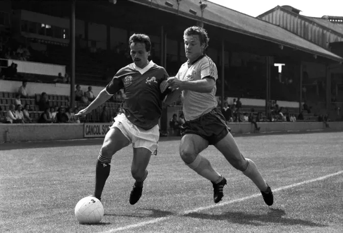 Framed Print : Pre-season friendly-Millwall v. Chelsea. August 1980 LF04-01-068 Framed Print : Pre-season friendly-Millwall v. Chelsea. August 1980 LF04-01-068