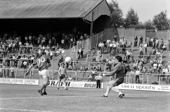 Framed Print : Pre-season friendly-Millwall v. Chelsea. August 1980 LF04-01-031