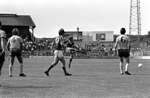 Pre-season friendly-Millwall v. Chelsea. August 1980 LF04-01-054