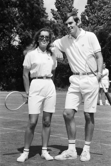 Framed Print : Pre Wimbledon at the Hurlingham Club. Unisex fashions by Fred Perry