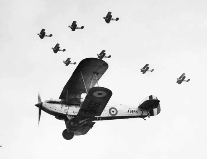 Framed Print : Precision flying demonstrated by Hawker Harts of 18 Squadron of the RAF 25th June 1933 Framed Print : Precision flying demonstrated by Hawker Harts of 18 Squadron of the RAF 25th June 1933