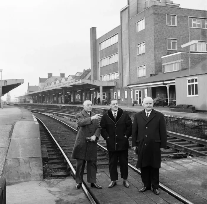 Framed Print : Presentation to retired railwaymen, Middlesbrough. 1972