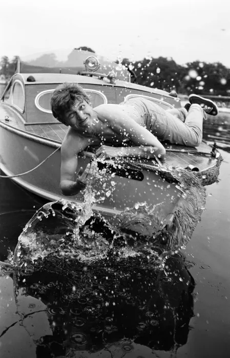 Framed Print : President of Bermondsey Boat Club Tommy Steele relaxes at his Thames side house Framed Print : President of Bermondsey Boat Club Tommy Steele relaxes at his Thames side house